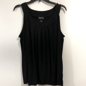 Maggie Barnes OX top